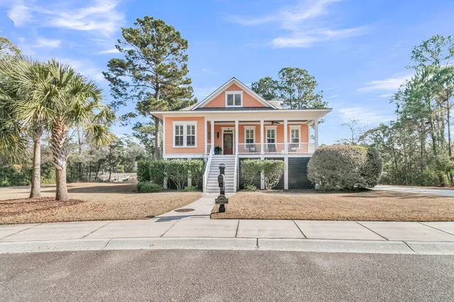$1,195,000 | 1052 Bradbury Lane, Charleston, SC 29492