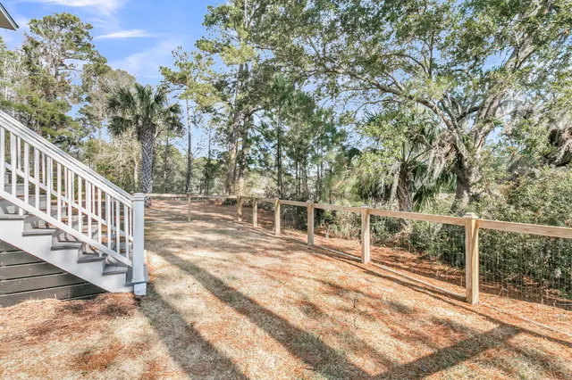 $1,195,000 | 1052 Bradbury Lane, Charleston, SC 29492