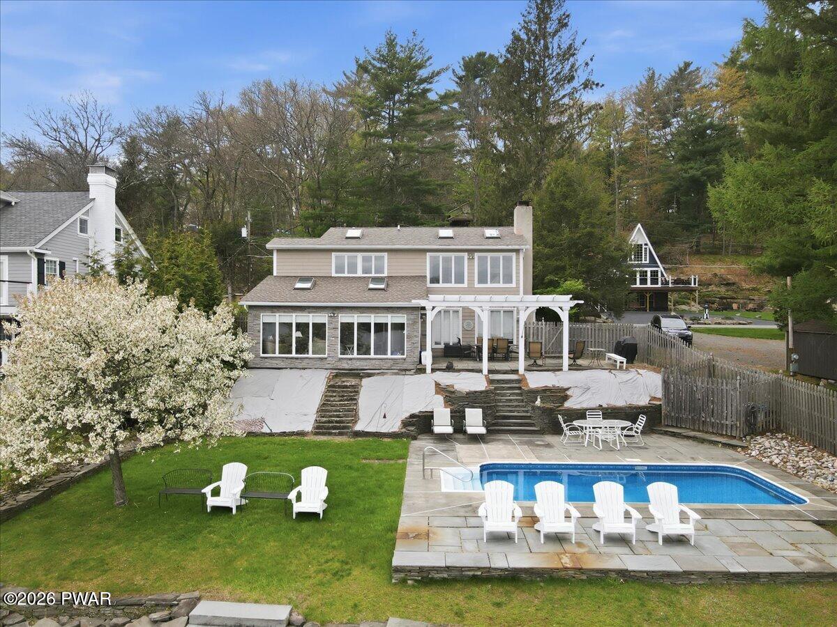 114 Shore Road Tafton, PA 18464 - Photo 10 of 135 Gallery Image 10