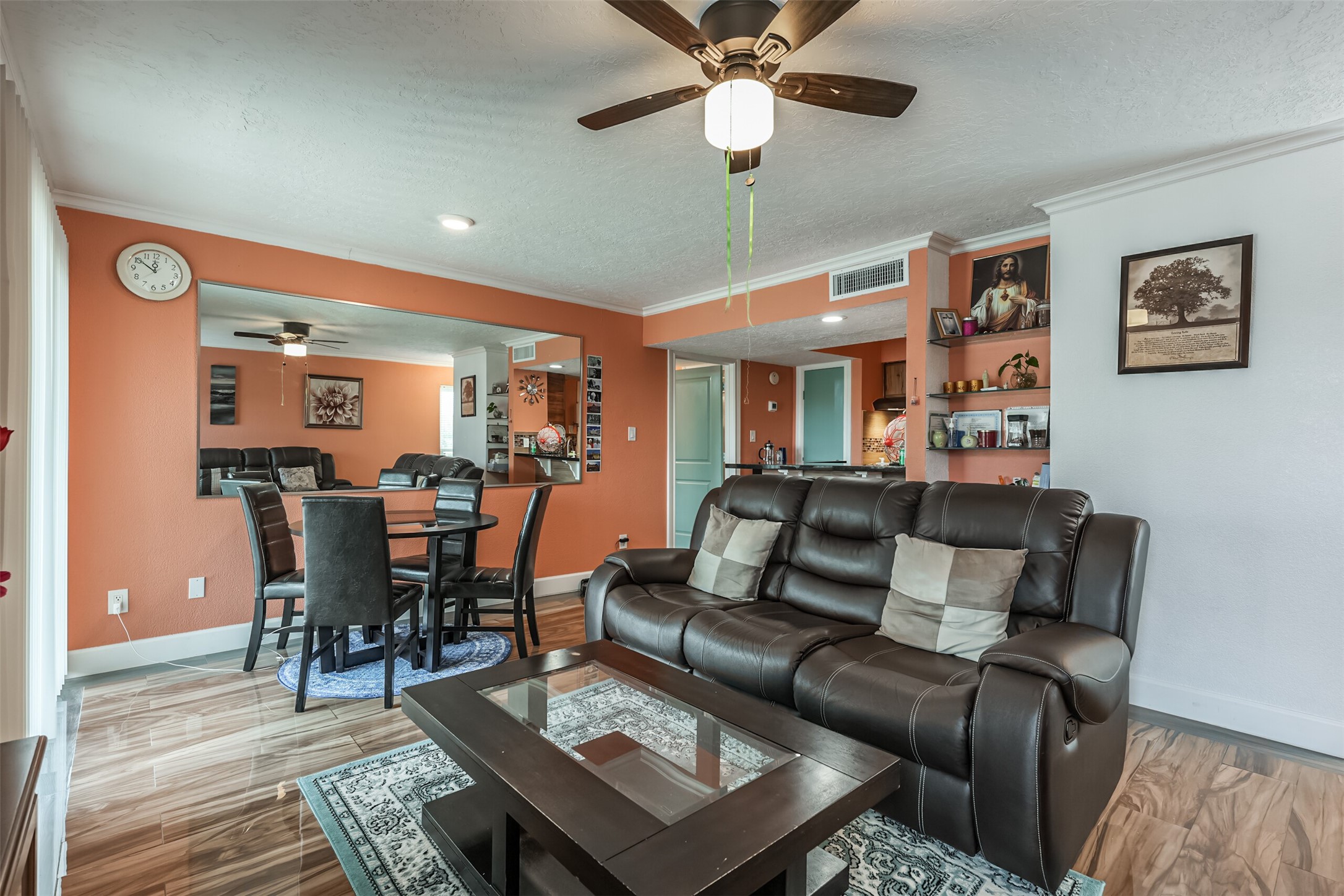 3919 Fairmont Parkway, Unit 184 Pasadena, TX 77504 - Photo 5 of 16 a living room with furniture kitchen view and a dining table