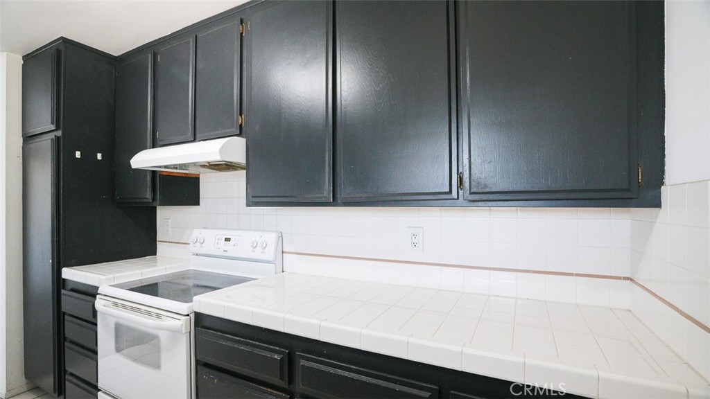 833 Cinnamon Lane, Unit 4 Duarte, CA 91010 - Photo 11 of 34