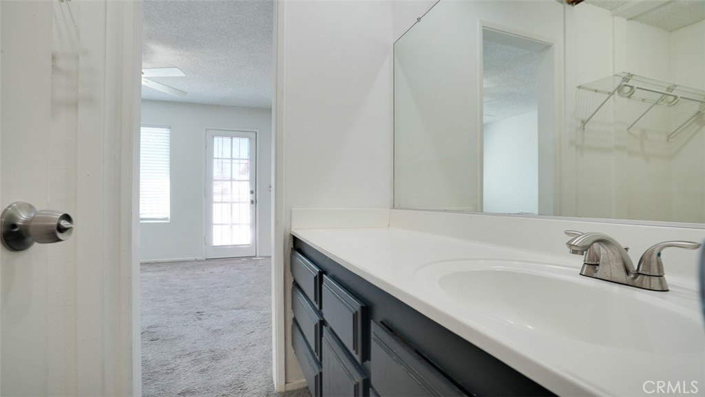 833 Cinnamon Lane, Unit 4 Duarte, CA 91010 - Photo 25 of 34