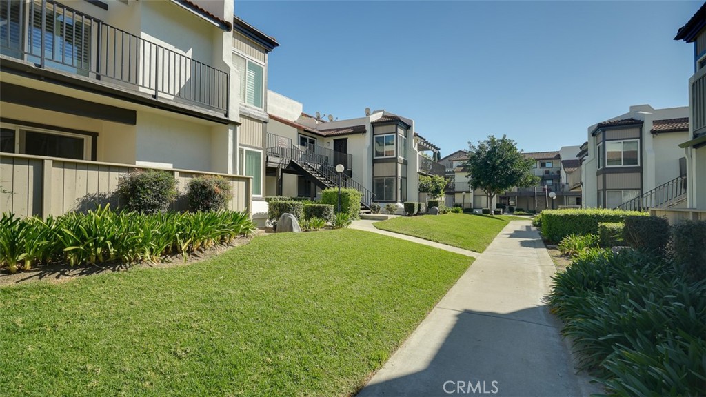 833 Cinnamon Lane, Unit 4 Duarte, CA 91010 - Photo 34 of 34