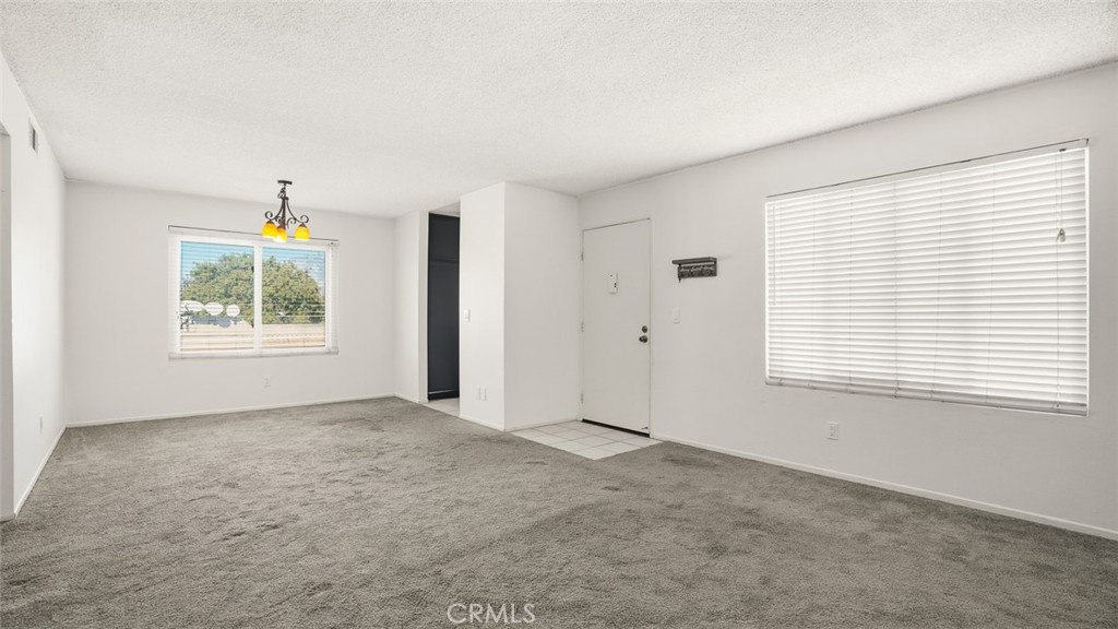 833 Cinnamon Lane, Unit 4 Duarte, CA 91010 - Photo 5 of 34