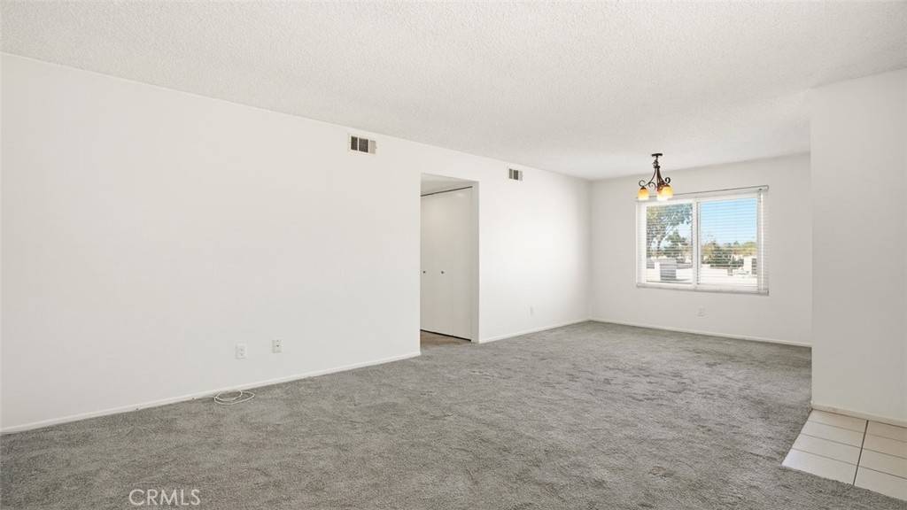 833 Cinnamon Lane, Unit 4 Duarte, CA 91010 - Photo 6 of 34