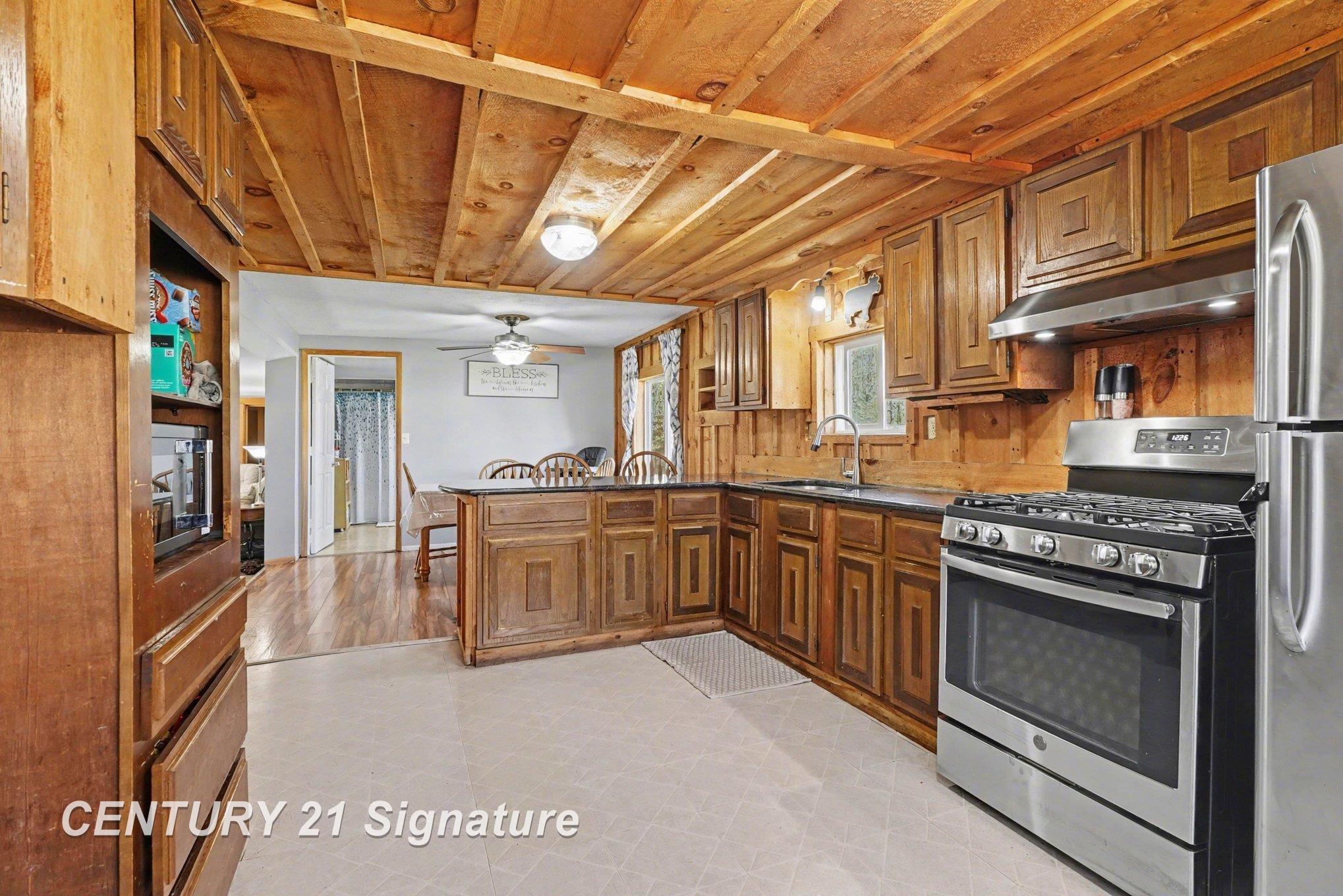 7154 Barkley Road Vassar, MI 48768 - Photo 11 of 31