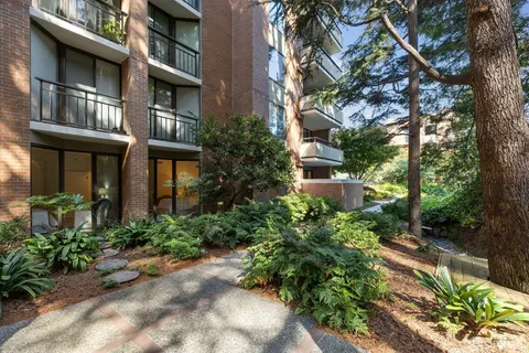 $1,198,000 | 101 Lombard Street, Unit 214E, San Francisco, CA 94111