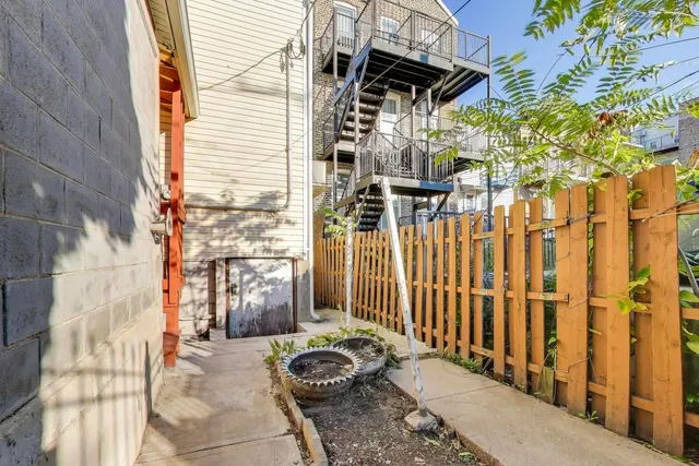 $550,000 | 2006 South Throop Street, Chicago, IL 60608