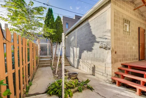 $550,000 | 2006 South Throop Street, Chicago, IL 60608