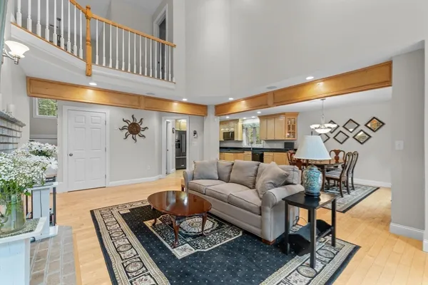 $905,000 | 105 Mixter Road, Holden, MA 01520