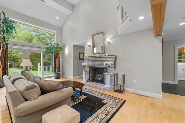 $905,000 | 105 Mixter Road, Holden, MA 01520