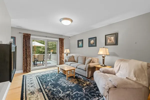 $905,000 | 105 Mixter Road, Holden, MA 01520