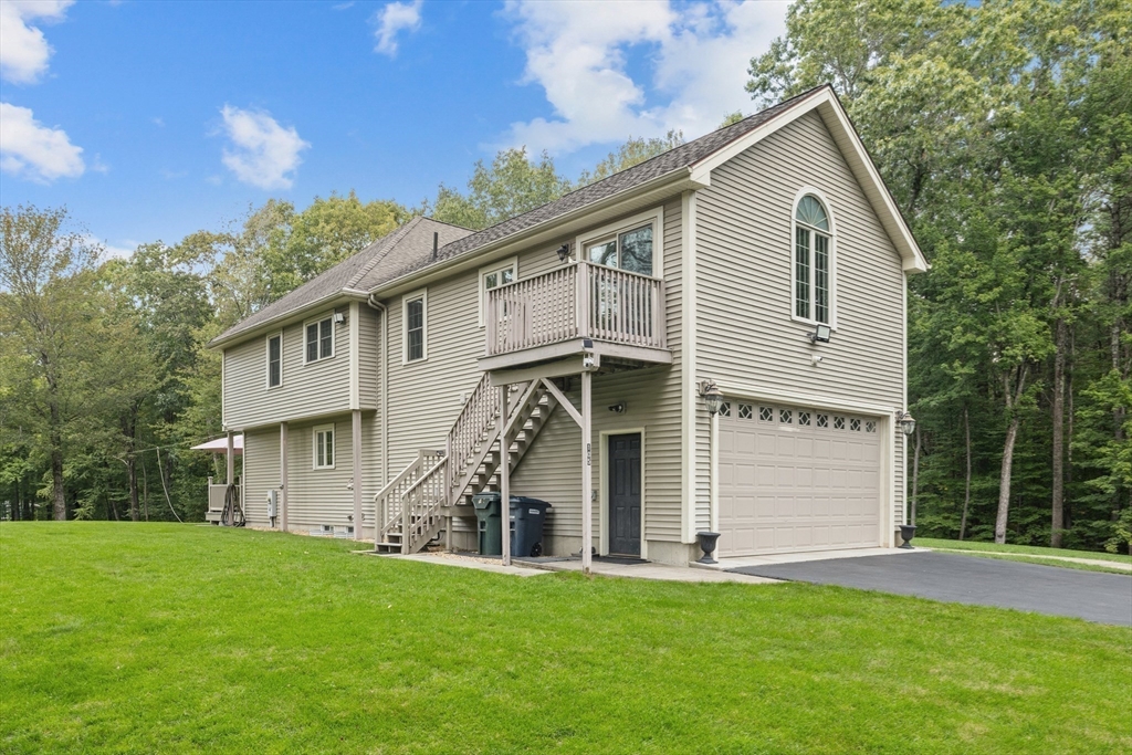 105 Mixter Road Holden, MA 01520 - Photo 3 of 42