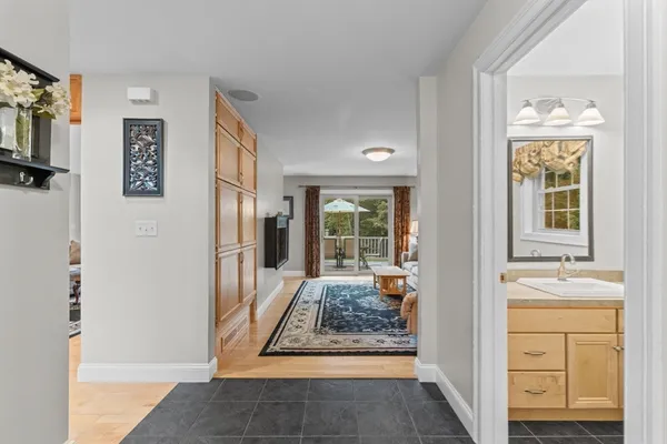 $905,000 | 105 Mixter Road, Holden, MA 01520