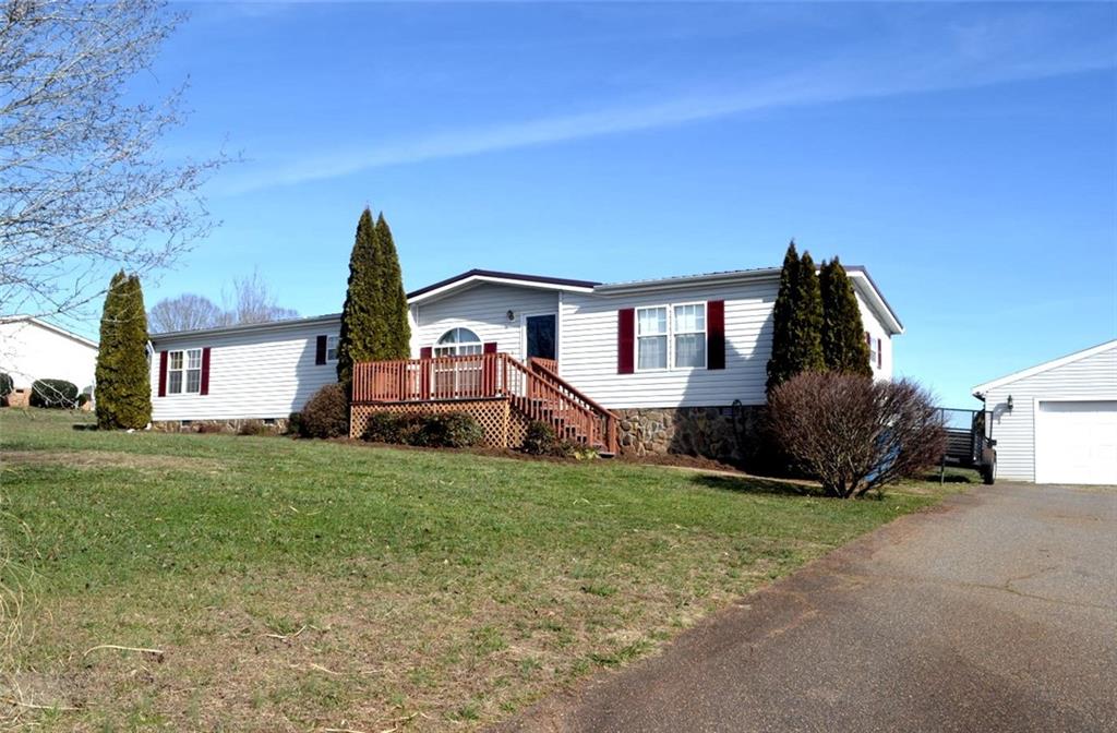 6059 Naked Creek Road Conover, NC 28613 - Photo 2 of 17 Gallery Image 2