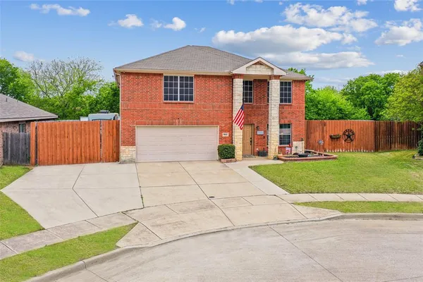 $400,000 | 9041 Graywolf Ridge Trail, Fort Worth, TX 76244