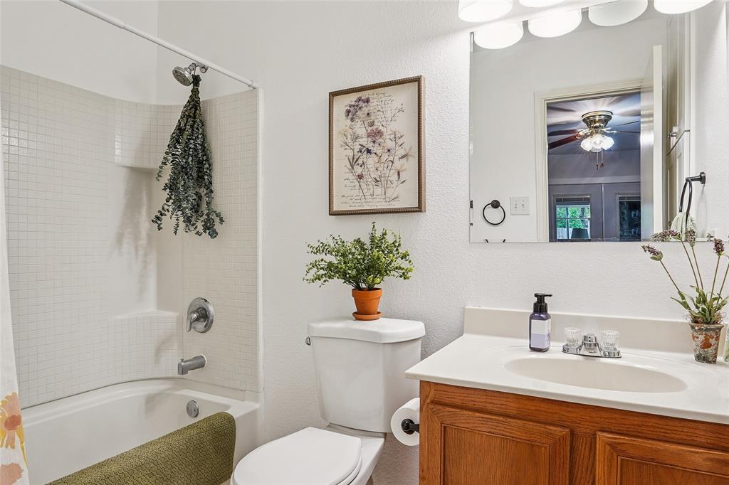 9041 Graywolf Ridge Trail Fort Worth, TX 76244 - Photo 15 of 35