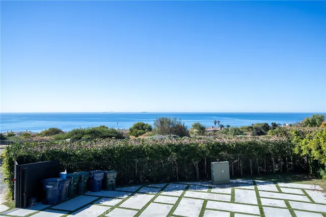 $3,000,000 | 30502 Palos Verdes Drive West, Rancho Palos Verdes, CA 90275