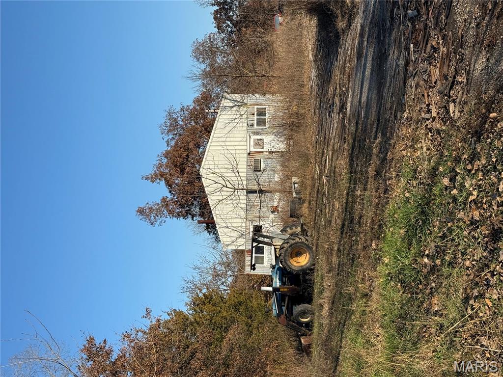 19713 Washer Road Mount Olive, IL 62069 - Photo 4 of 4