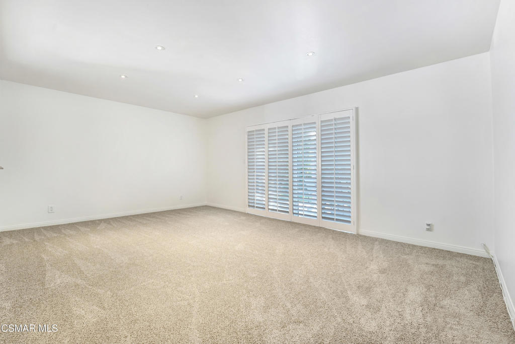 2872 Galena Avenue Simi Valley, CA 93065 - Photo 9 of 20 an empty room with windows