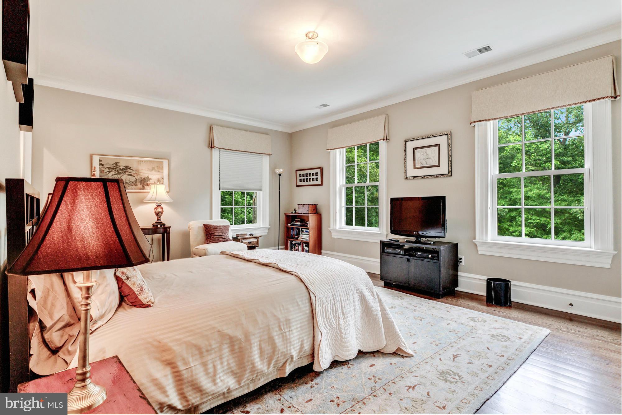 1125 Crest Lane McLean, VA 22101 - Photo 14 of 30 Bedroom 2