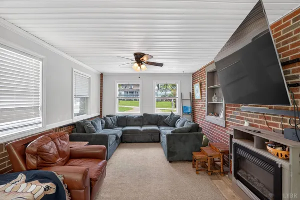 $315,000 | 160 Lyttleton Lane, Madison Heights, VA 24572