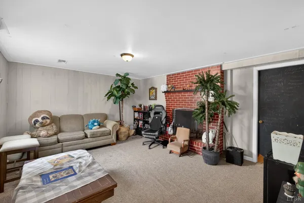 $315,000 | 160 Lyttleton Lane, Madison Heights, VA 24572