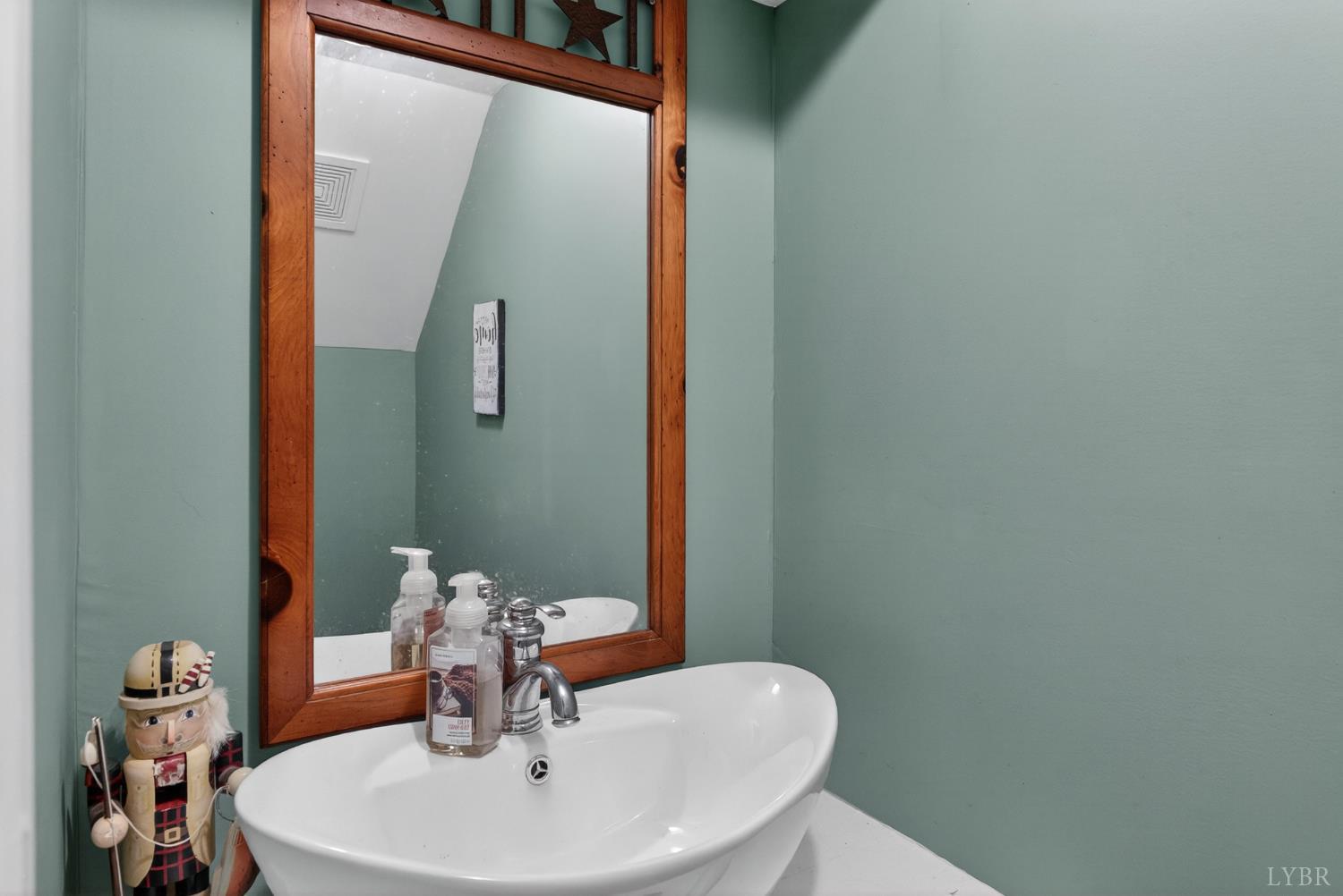 160 Lyttleton Lane Madison Heights, VA 24572 - Photo 32 of 63