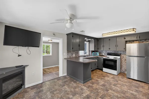 $315,000 | 160 Lyttleton Lane, Madison Heights, VA 24572