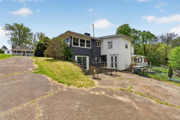 $315,000 | 160 Lyttleton Lane, Madison Heights, VA 24572