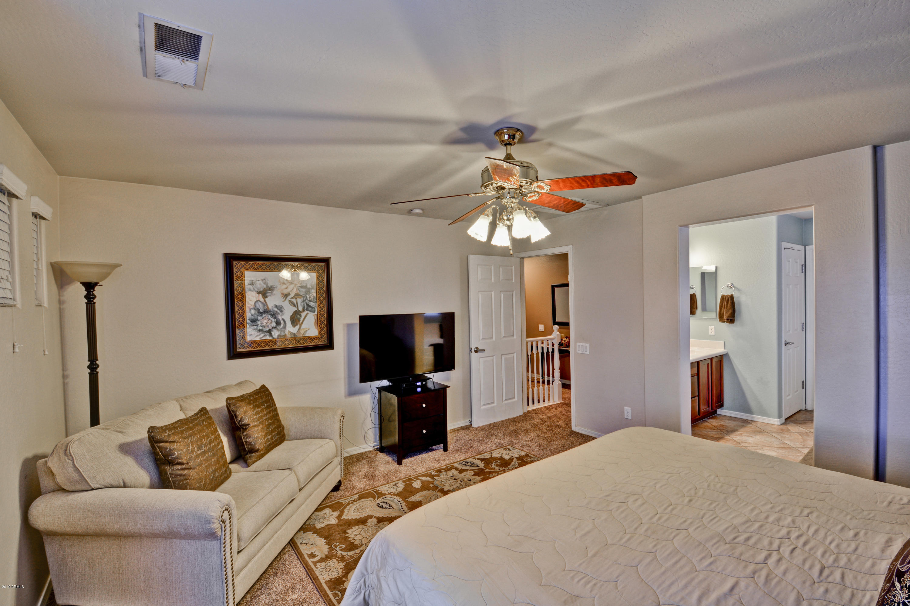 2236 West Davis Road Phoenix, AZ 85023 - Photo 17 of 35 Davis (22)