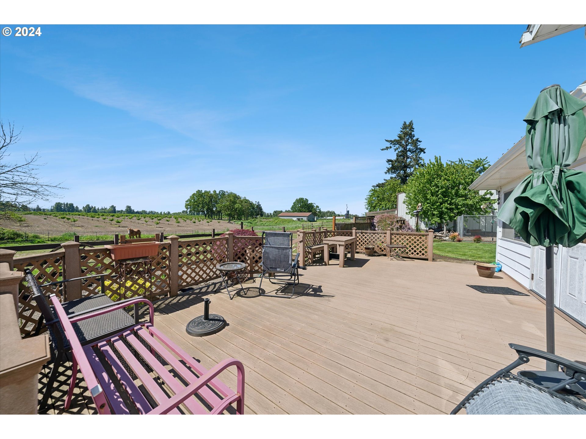 12996 Downs Road Northeast Mount Angel, OR 97362 - Photo 6 of 35 a view of a terrace with chairs