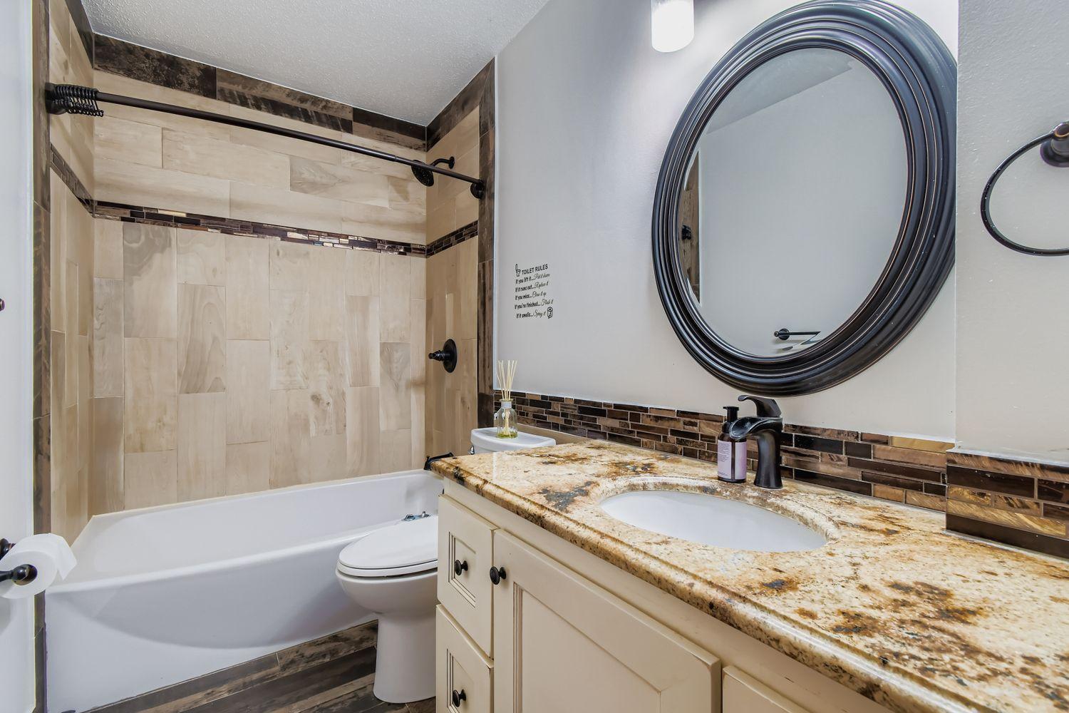 4035 Silver Lake Road Northeast St. Anthony, MN 55421 - Photo 9 of 17