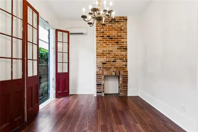 $1,650 | 936 Esplanade Avenue, Unit 101, New Orleans, LA 70116