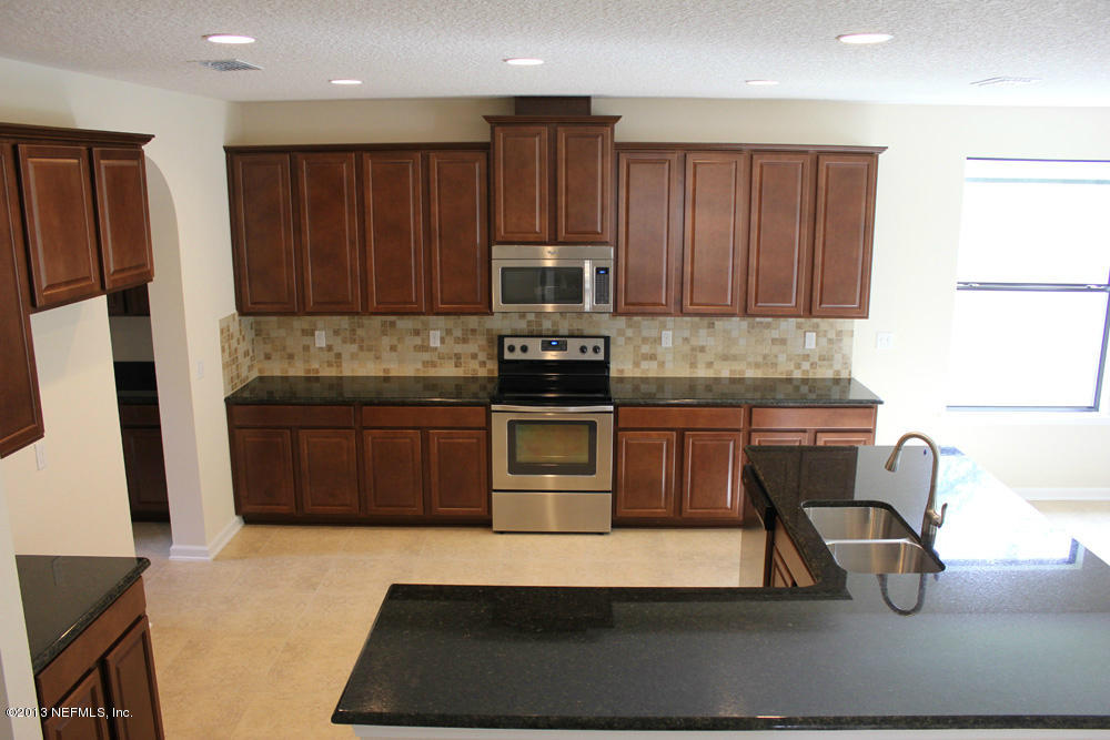 732 Reflection Cove Road East Jacksonville, FL 32218 - Photo 8 of 28 Kitchen