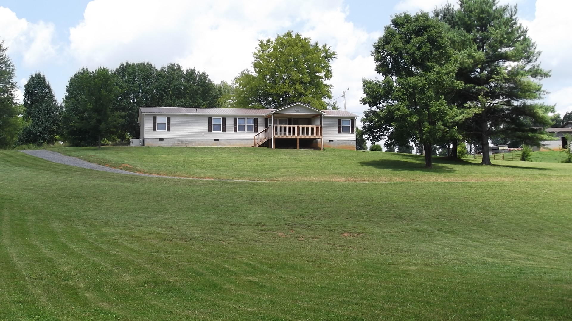 1415 Leadmine Road, Unit 1 White Pine, TN 37890 - Photo 2 of 35 DSCF4075 - Copy