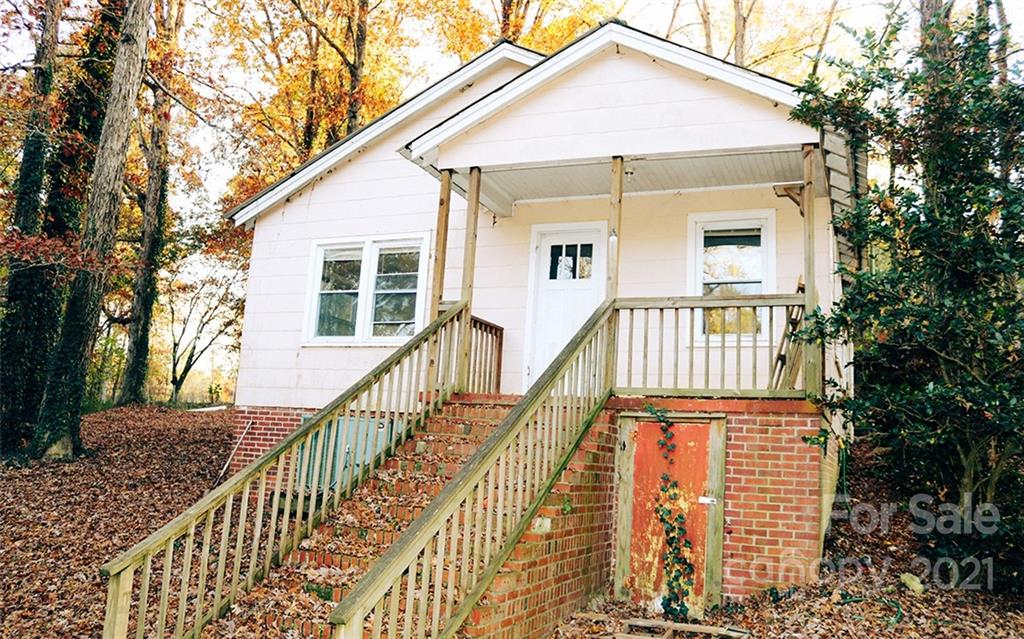 823 Deerwood Road Lancaster, SC 29720 - Photo 1 of 16 a view of a house with a yard