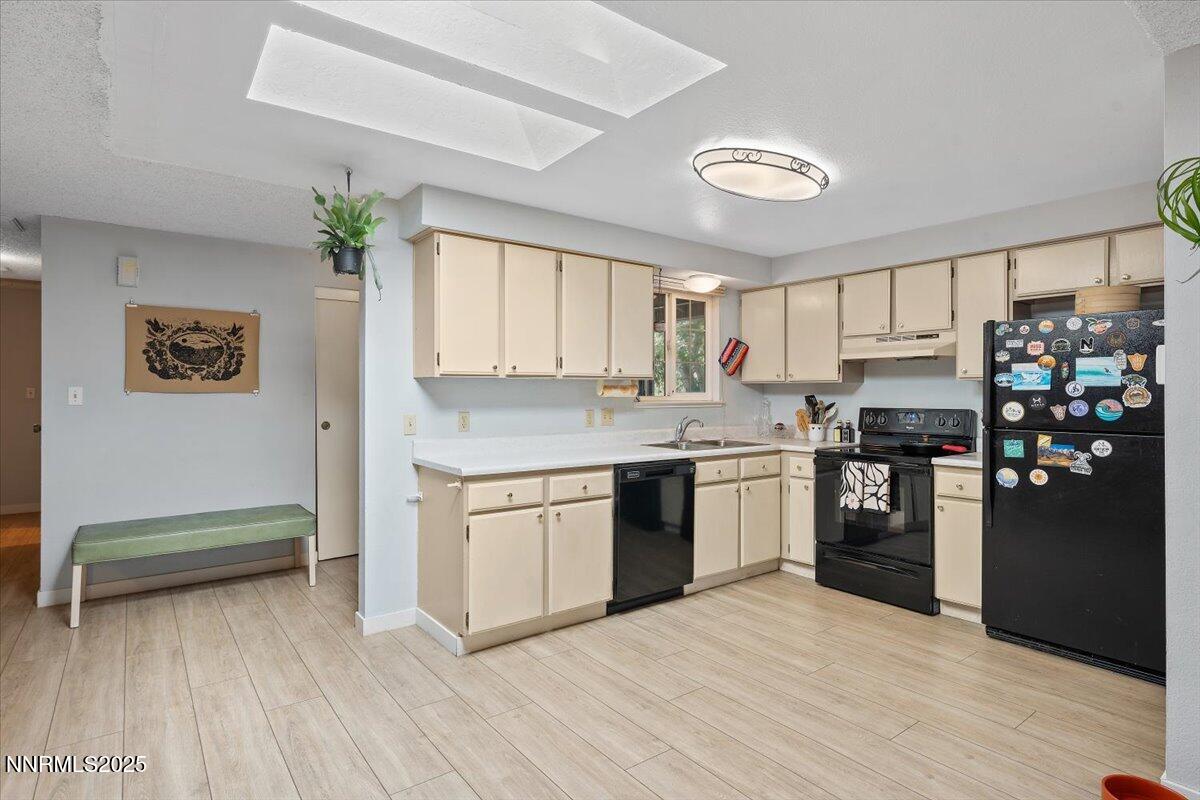 3040 Chavez Drive Reno, NV 89502 - Photo 3 of 23 14-3040 Chavez Drive Reno NV 89502 (14 o