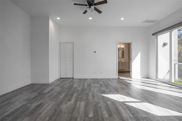 $8,400 | 2700 North Myrtle Avenue, Tampa, FL 33602