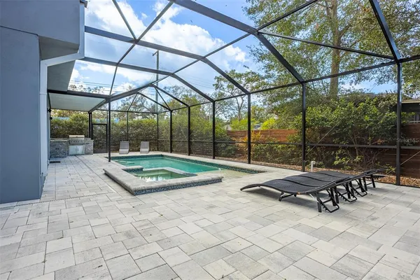 $8,400 | 2700 North Myrtle Avenue, Tampa, FL 33602