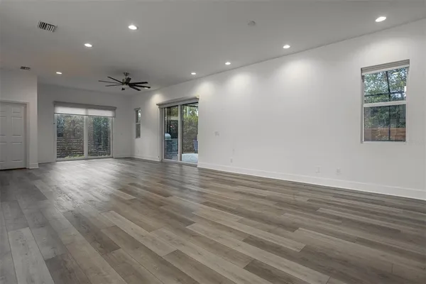 $8,400 | 2700 North Myrtle Avenue, Tampa, FL 33602