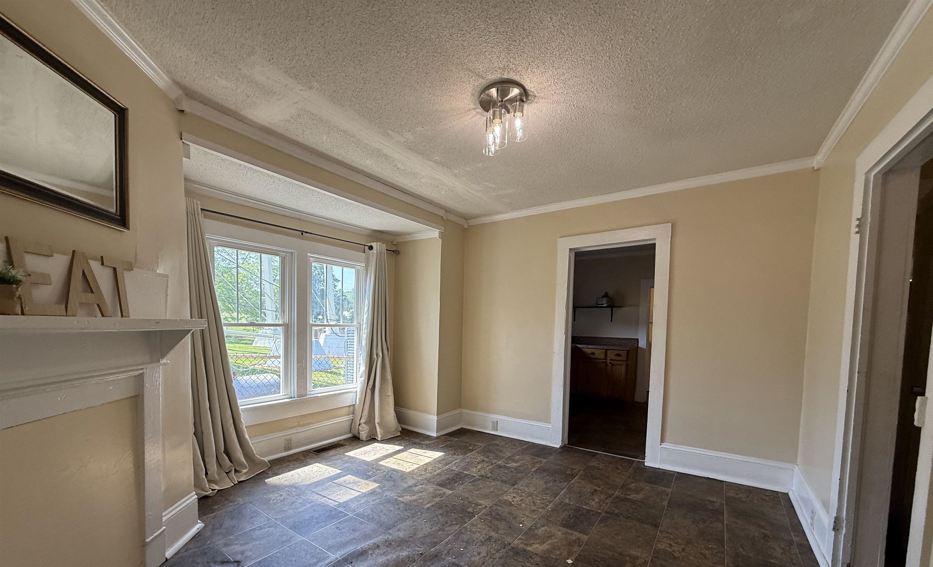 362 East Floyd Baker Boulevard Gaffney, SC 29340 - Photo 5 of 19