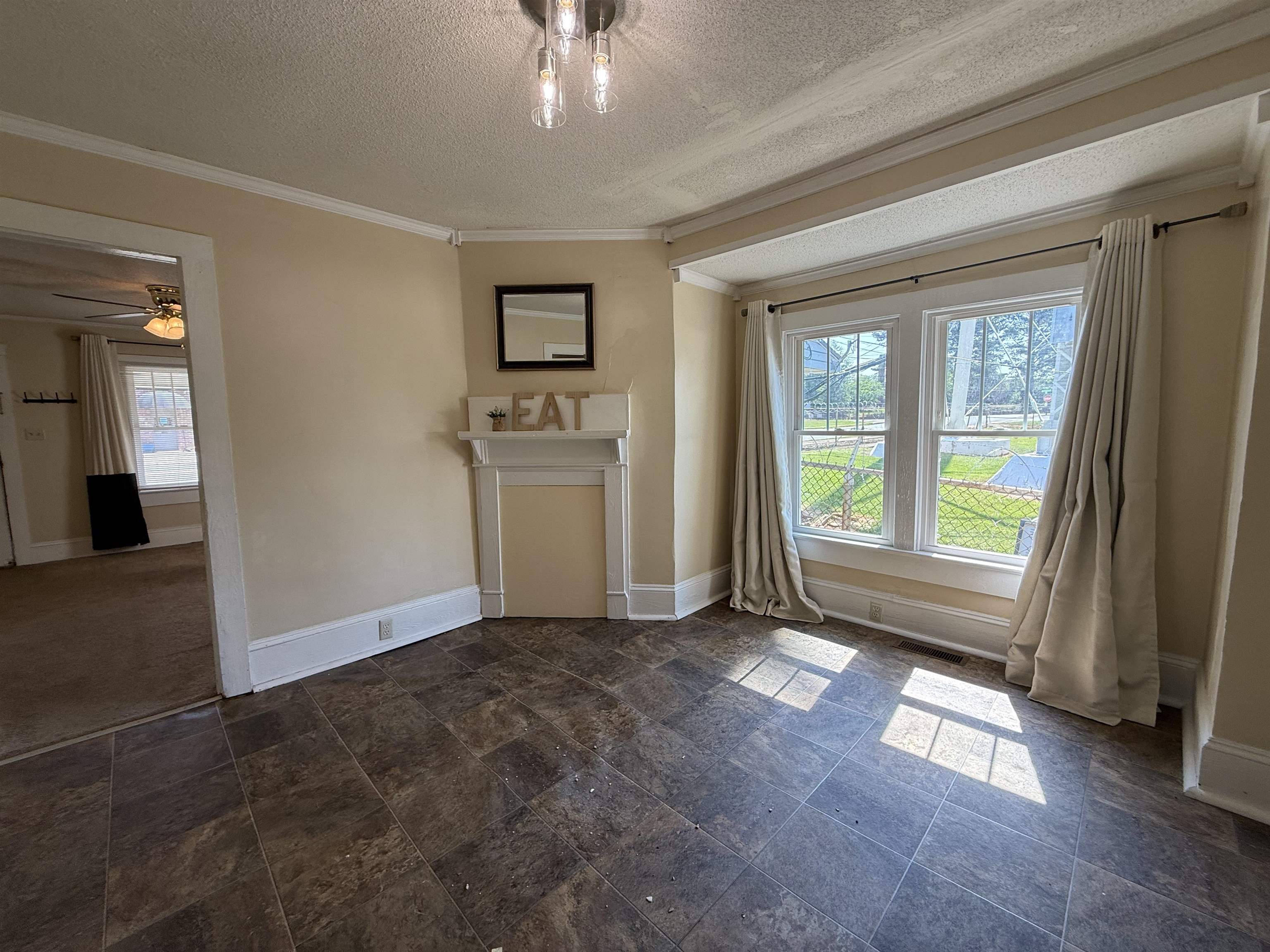 362 East Floyd Baker Boulevard Gaffney, SC 29340 - Photo 6 of 19