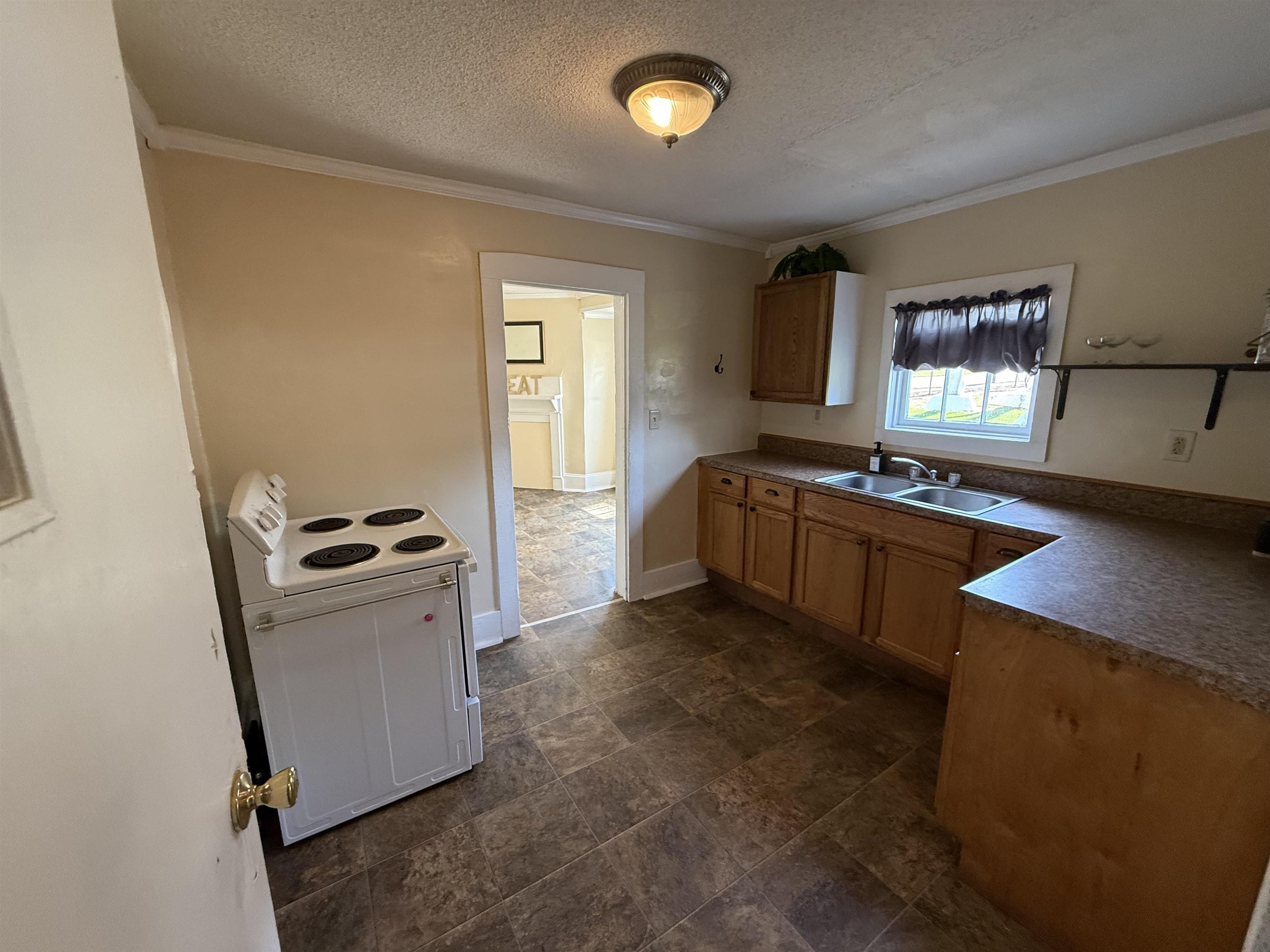 362 East Floyd Baker Boulevard Gaffney, SC 29340 - Photo 7 of 19