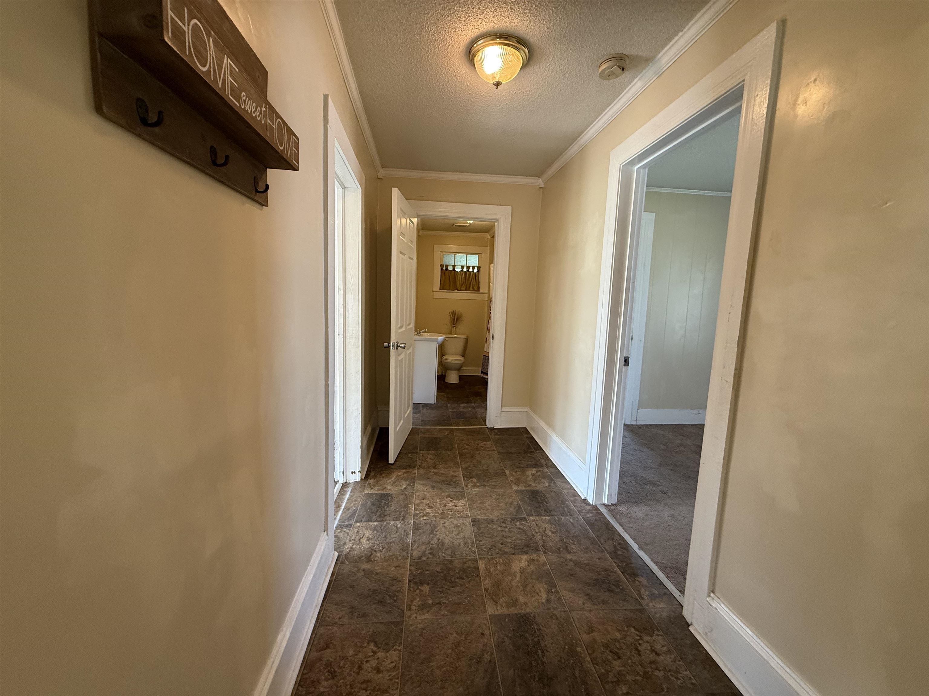 362 East Floyd Baker Boulevard Gaffney, SC 29340 - Photo 8 of 19