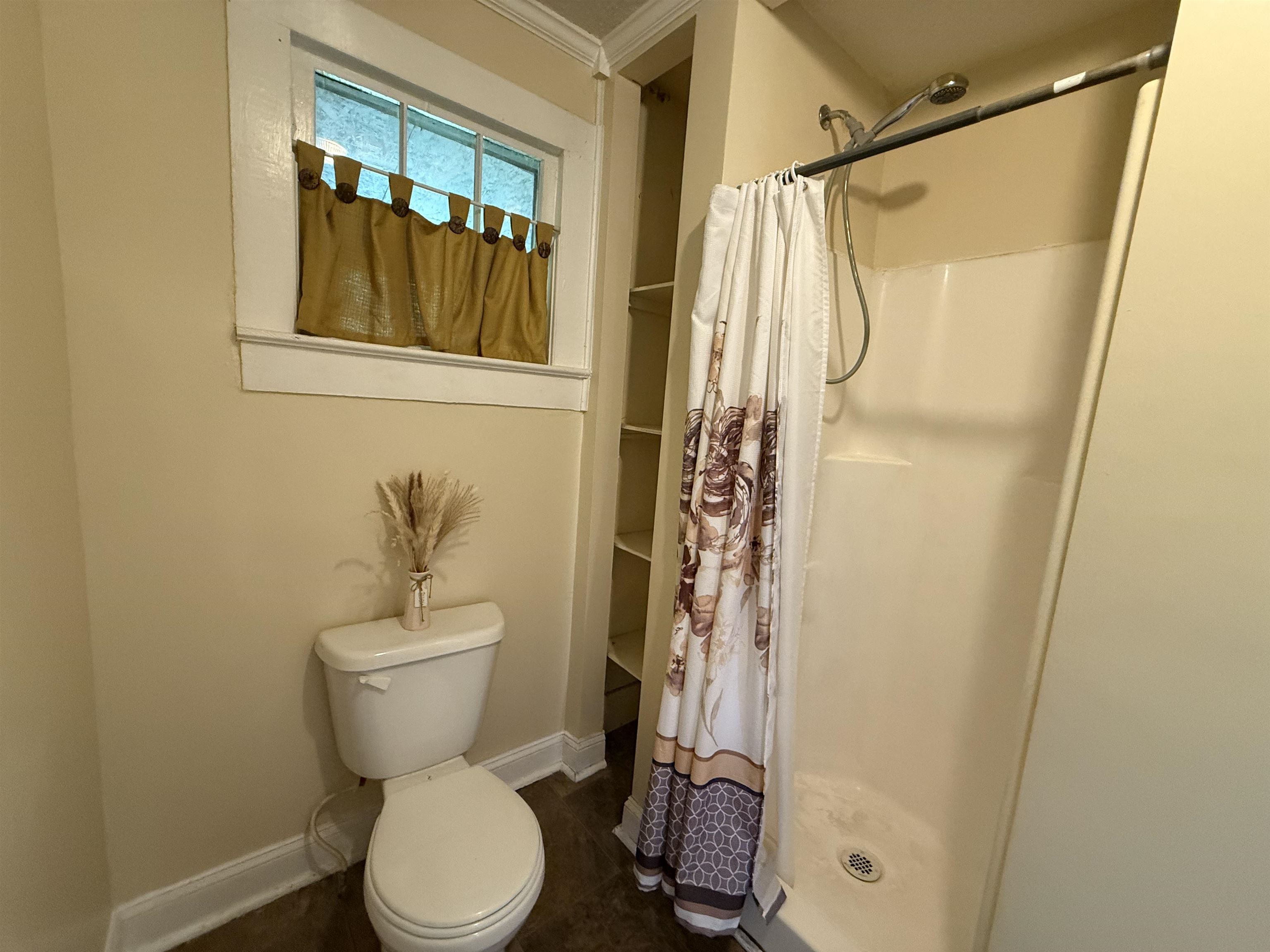 362 East Floyd Baker Boulevard Gaffney, SC 29340 - Photo 10 of 19