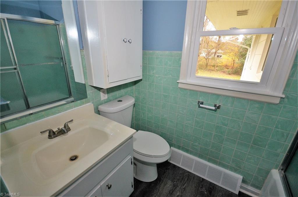 444 Camp Road Burlington, NC 27217 - Photo 13 of 22 Gallery Image 13
