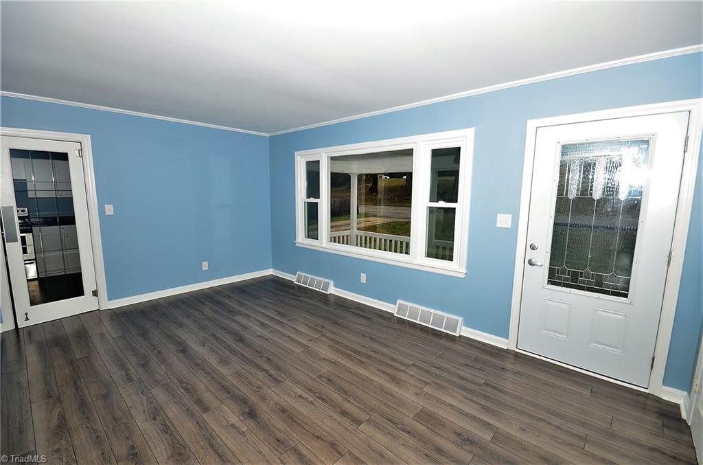 444 Camp Road Burlington, NC 27217 - Photo 3 of 22 Gallery Image 3