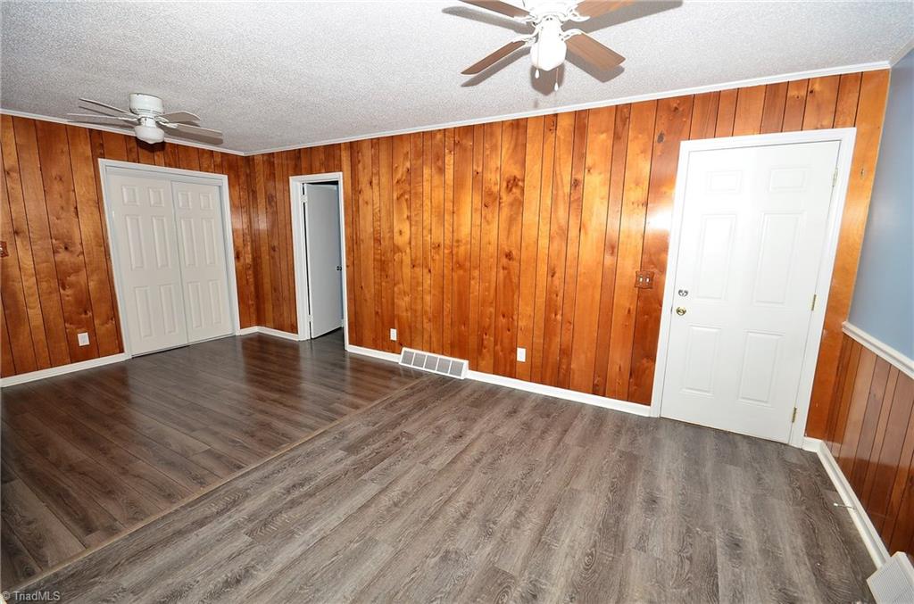 444 Camp Road Burlington, NC 27217 - Photo 9 of 22 Gallery Image 9