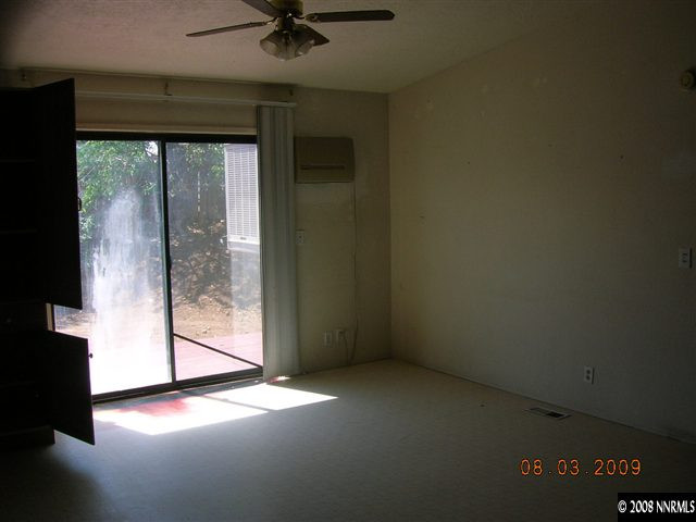 2661 Larkspur Street Reno, NV 89512 - Photo 7 of 9 Photo 7